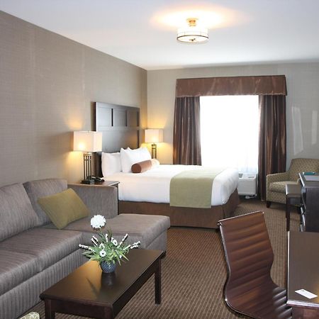 Best Western Plus Okotoks Inn & Suites מראה חיצוני תמונה